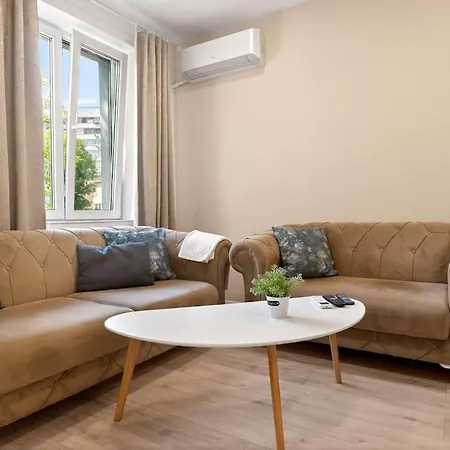 Apartment Vesselina Peaceful Place Near The Center