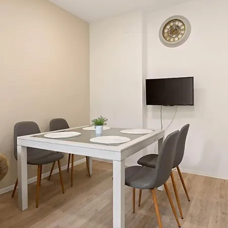 Apartment Vesselina Peaceful Place Near The Center